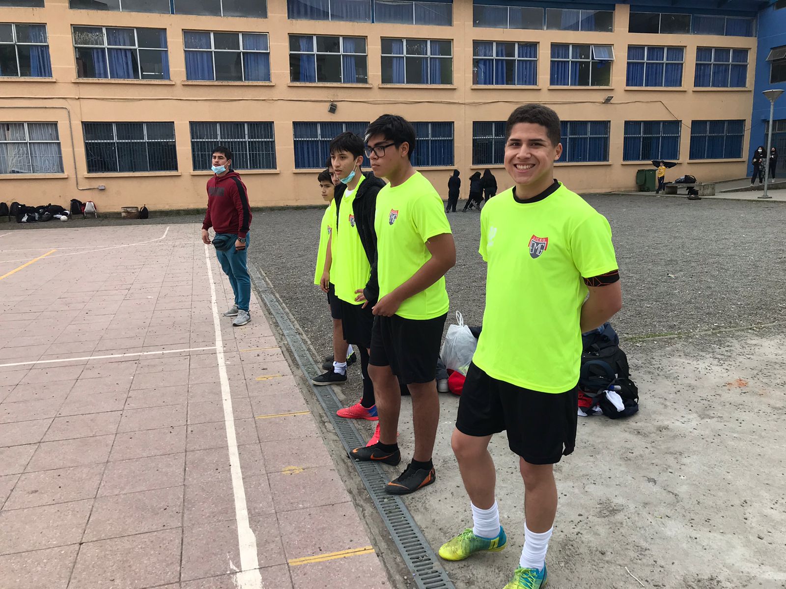 📷¡Mira el registro del encuentro amistoso de nuestro equipo de Fútbol! ⚽