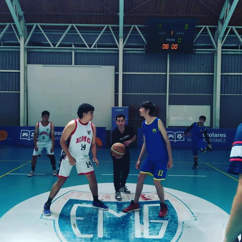 🏀¡Básquetbol pasa a semifinal en Torneo Interescolar de Básquetbol IP Virginio Gómez! 🏀