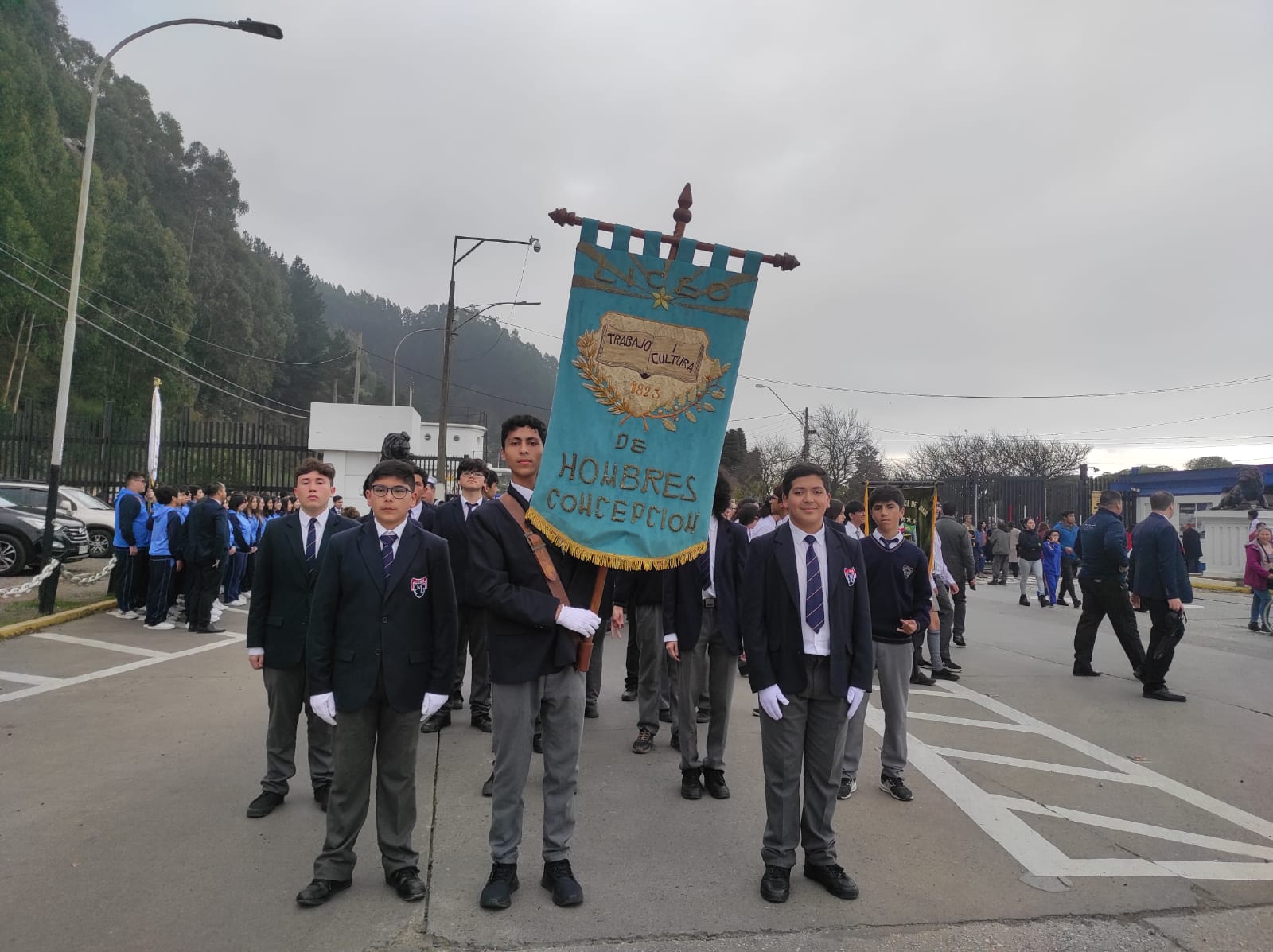 Liceo EMG participa en Desfile de Glorias Navales